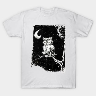 Midnight Owl Hunt for Dinner T-Shirt